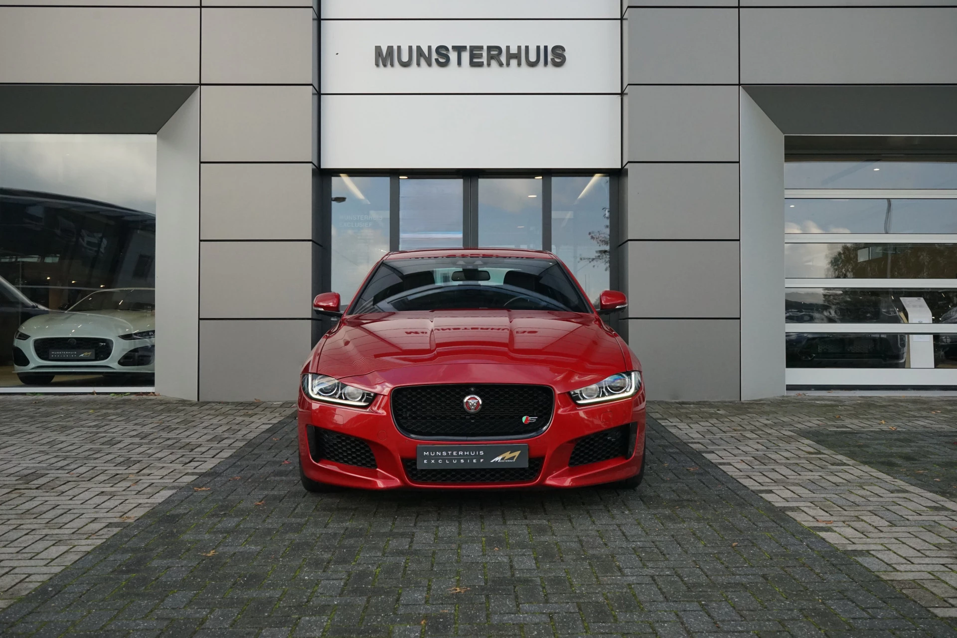 Hoofdafbeelding Jaguar XE