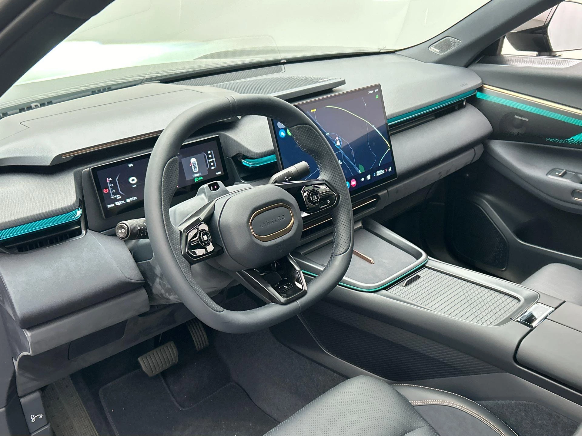 Hoofdafbeelding Lynk & Co 08