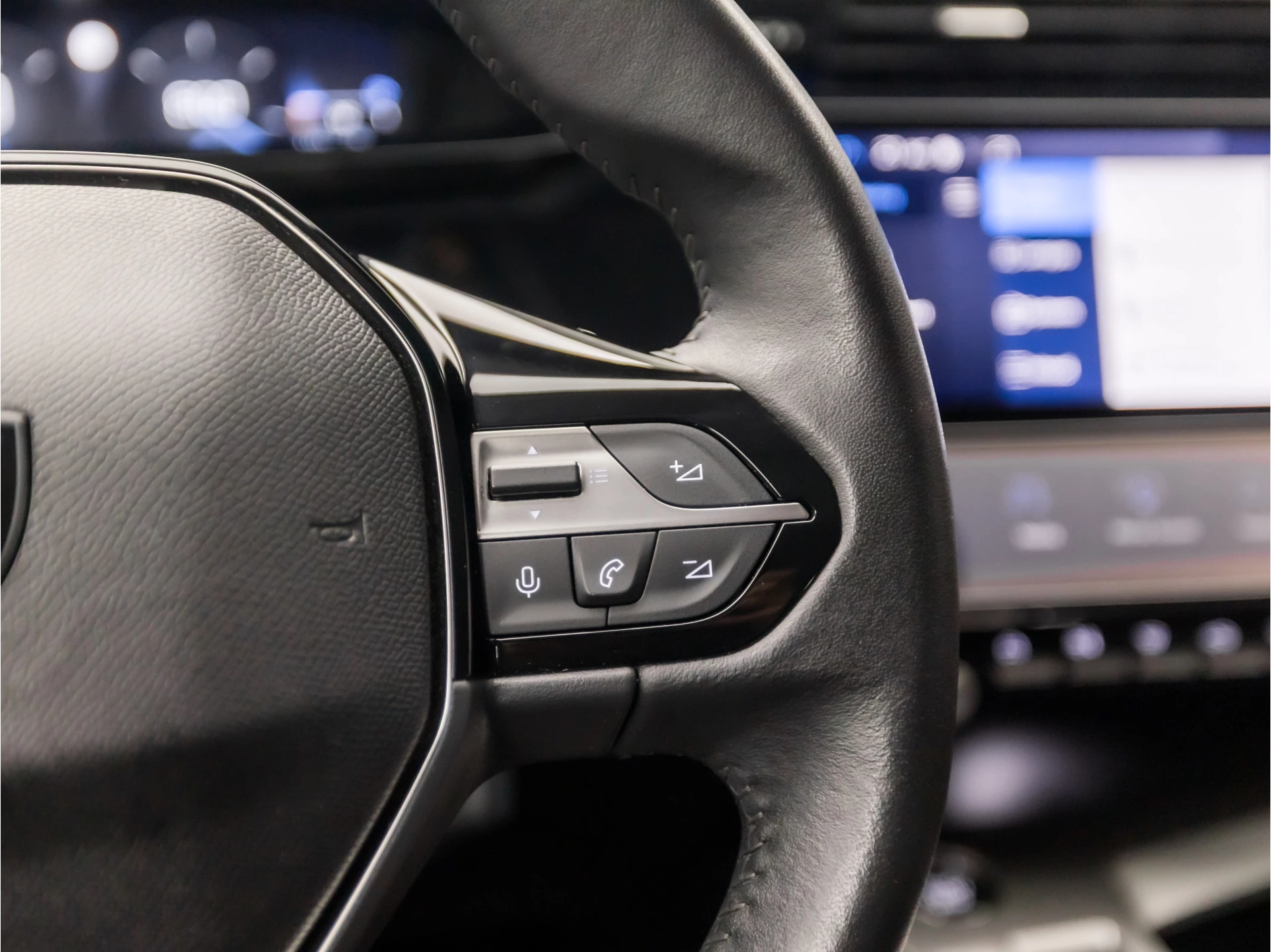 Hoofdafbeelding Peugeot 408