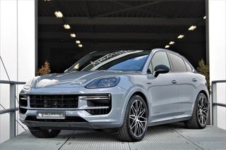 Porsche Cayenne Coupé 3.0 E-Hybrid SportDesign 470pk Pano SoftClose 4-wielbesturing PassangerDisplay Trekhaak Bose