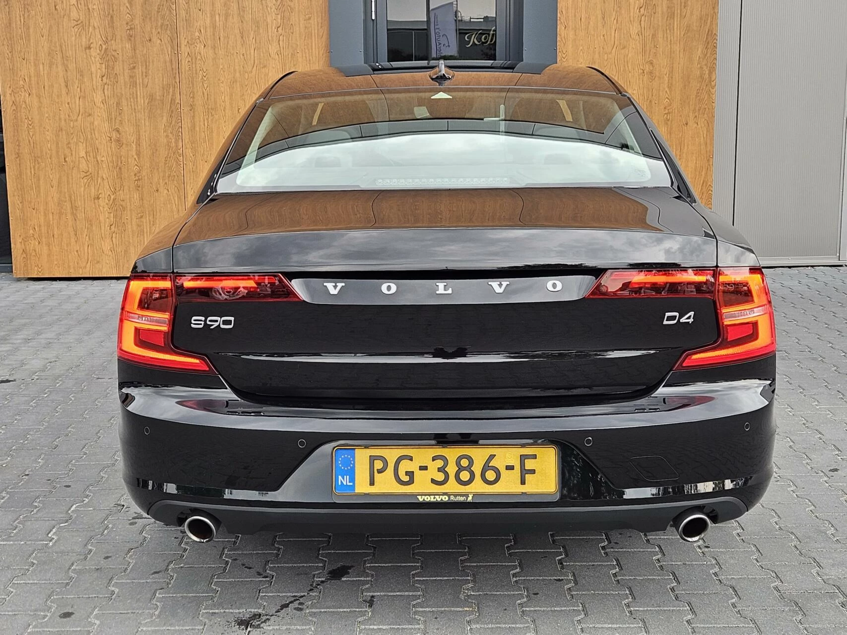 Hoofdafbeelding Volvo S90