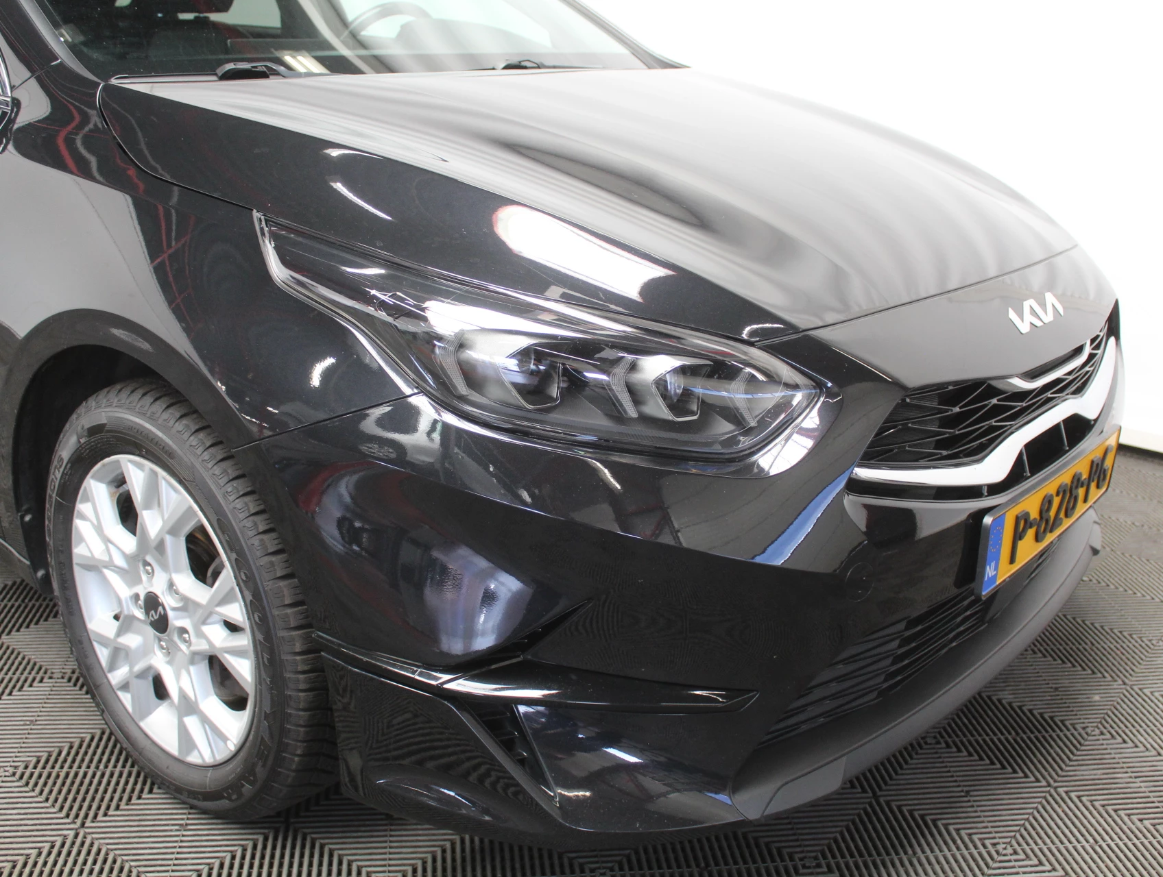 Hoofdafbeelding Kia Ceed