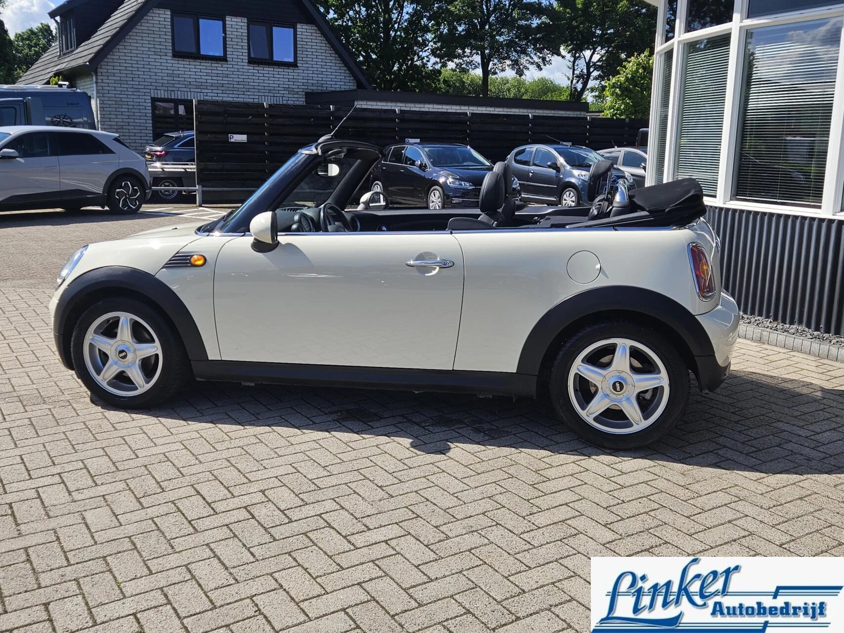 Hoofdafbeelding MINI Cooper Cabrio