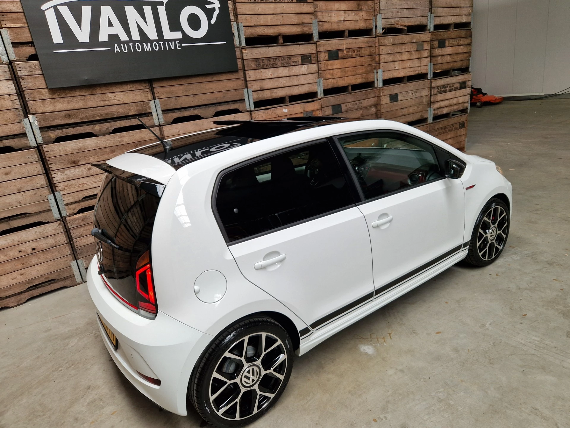 Hoofdafbeelding Volkswagen up!