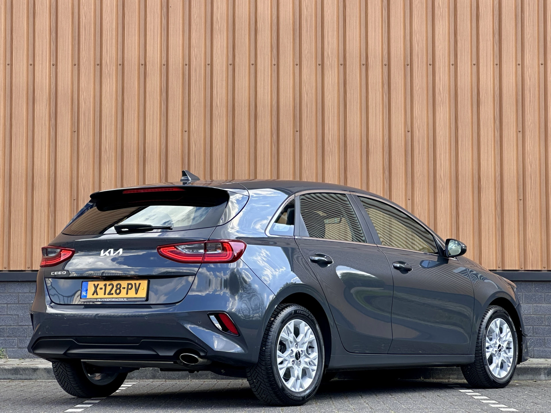 Hoofdafbeelding Kia Ceed