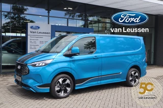 Ford E-Transit Custom 320 L1H1 SPORT 65KWH 3-PERS B&O-AUDIO EL-SCHUIFDEUR LED 360°CAM 4-JAAR/100.000KM FABR. GARANTIE