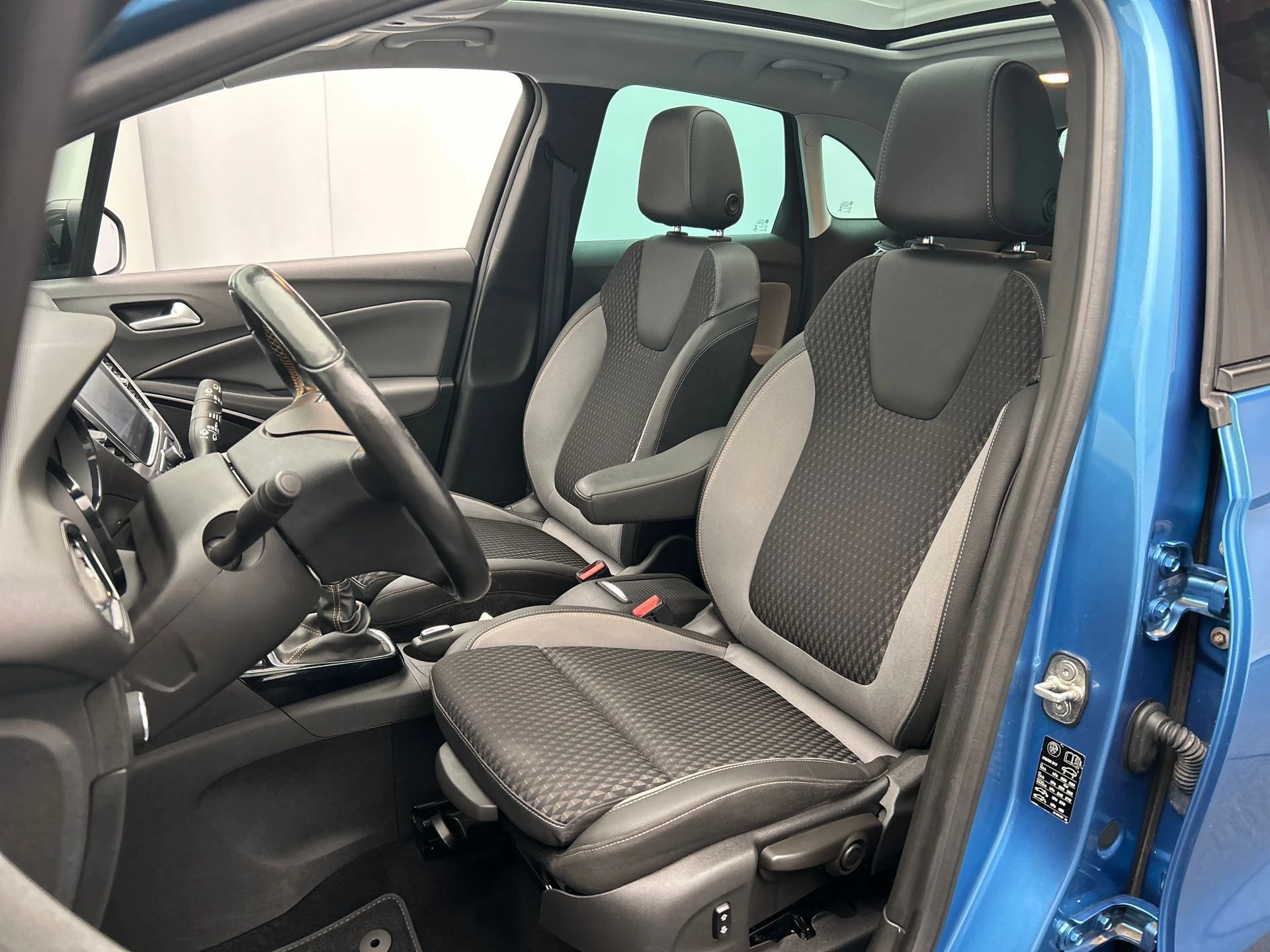 Hoofdafbeelding Opel Crossland X