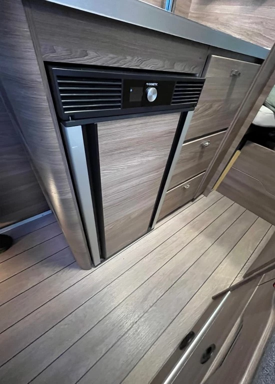 Hoofdafbeelding Knaus Boxlife 6 Meter Lengtebedden