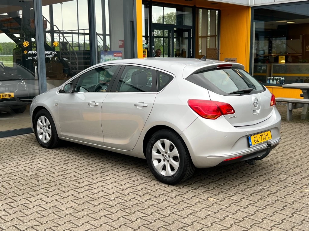 Hoofdafbeelding Opel Astra