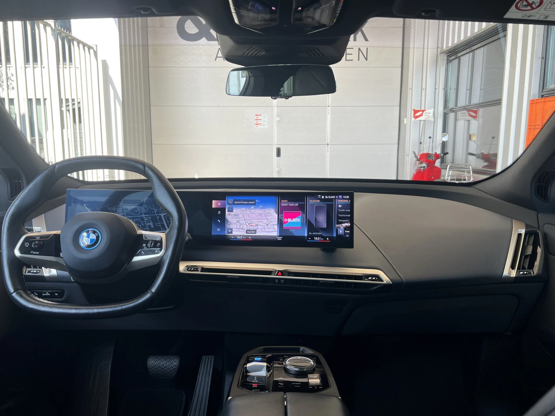 Hoofdafbeelding BMW iX