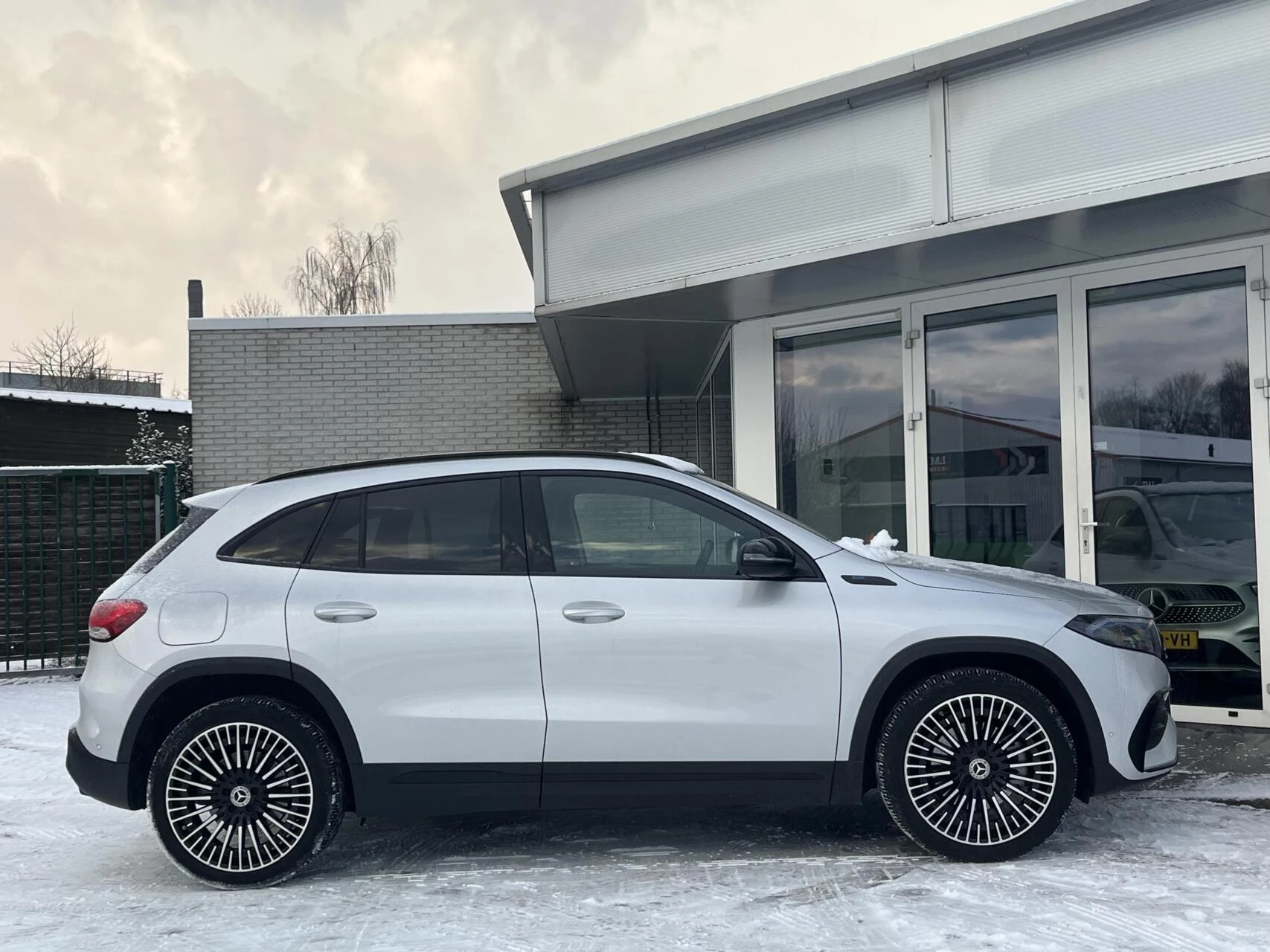 Hoofdafbeelding Mercedes-Benz EQA