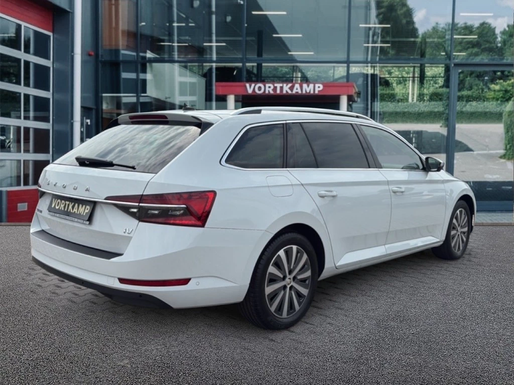 Hoofdafbeelding Škoda Superb