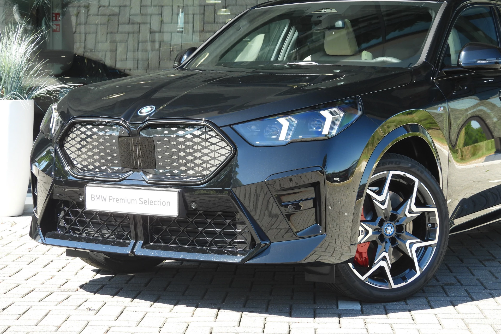 Hoofdafbeelding BMW iX2