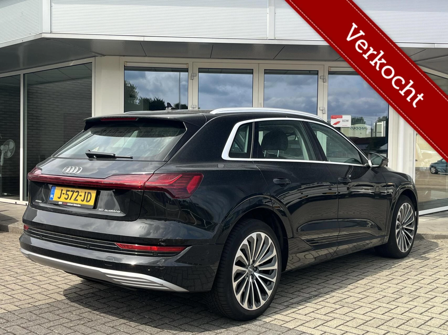 Hoofdafbeelding Audi e-tron