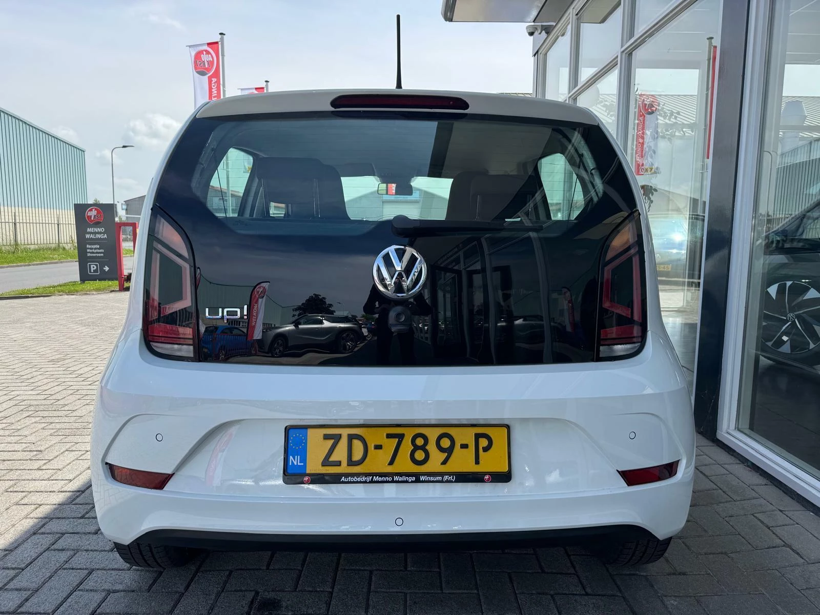 Hoofdafbeelding Volkswagen up!