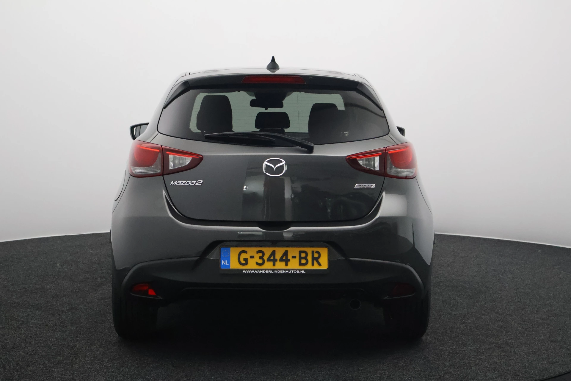 Hoofdafbeelding Mazda 2