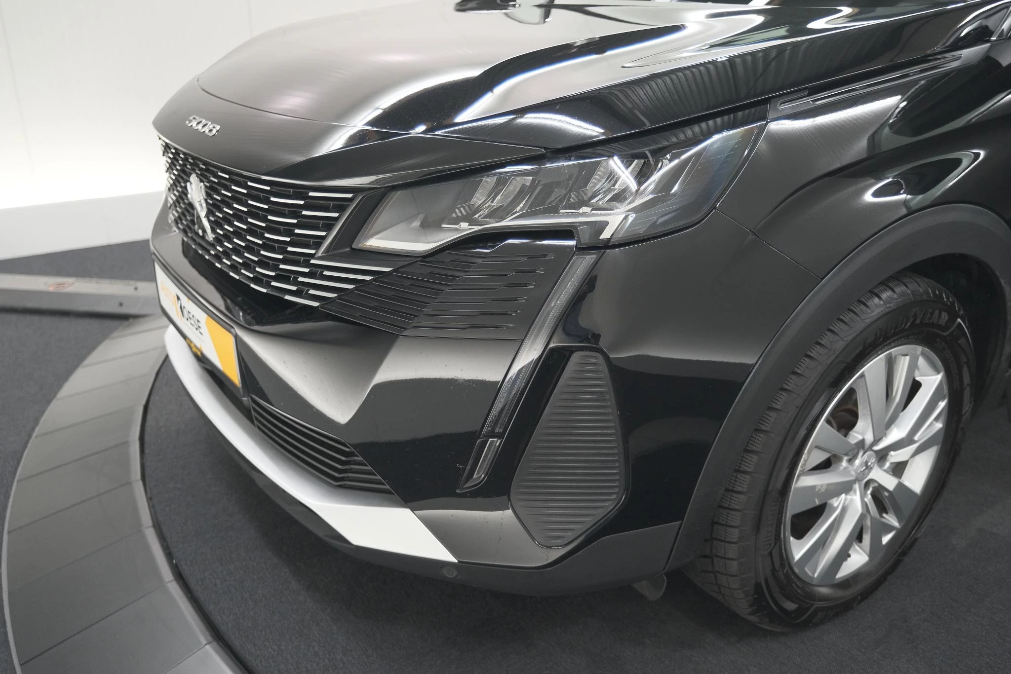 Hoofdafbeelding Peugeot 5008