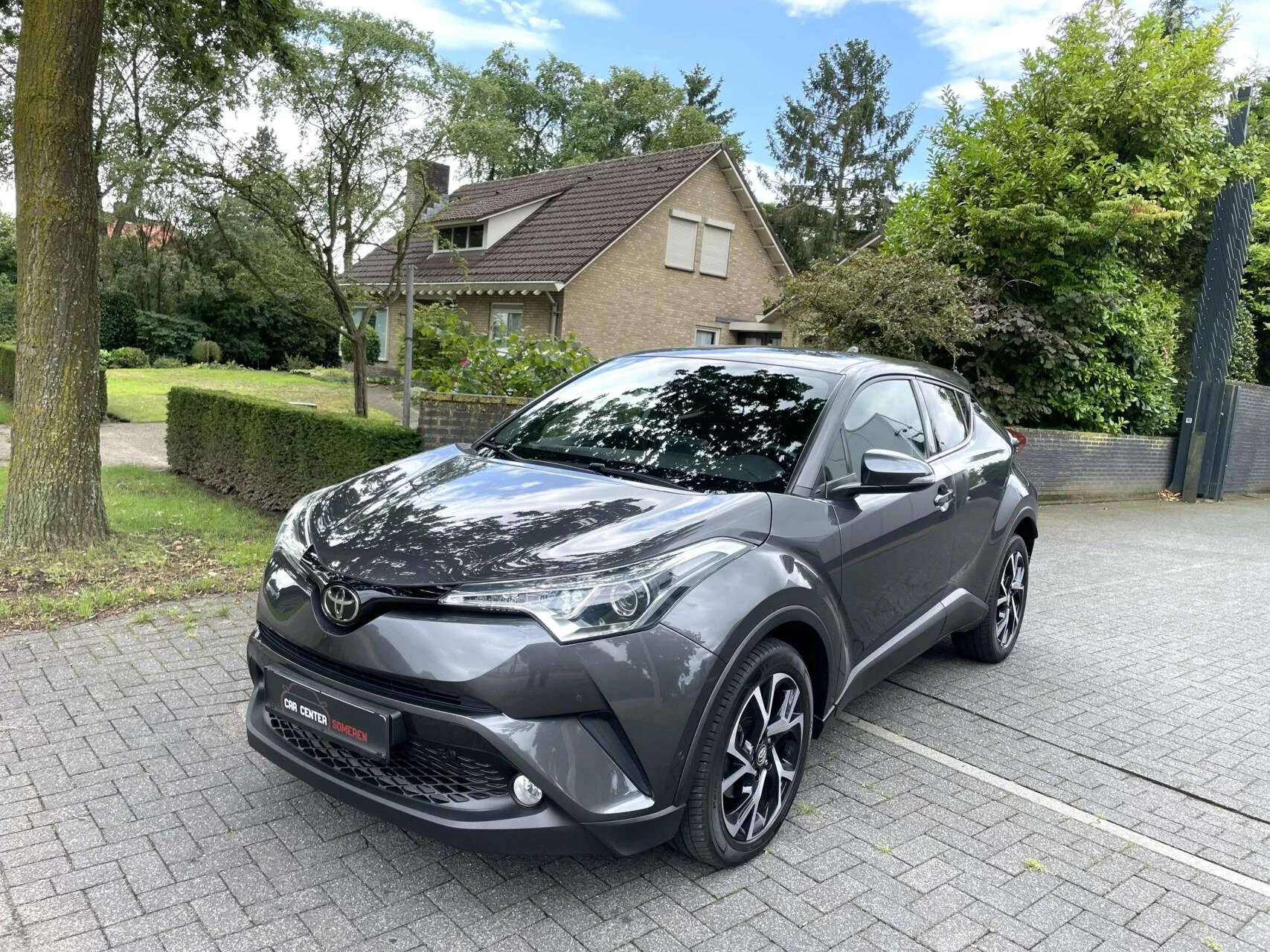 Hoofdafbeelding Toyota C-HR