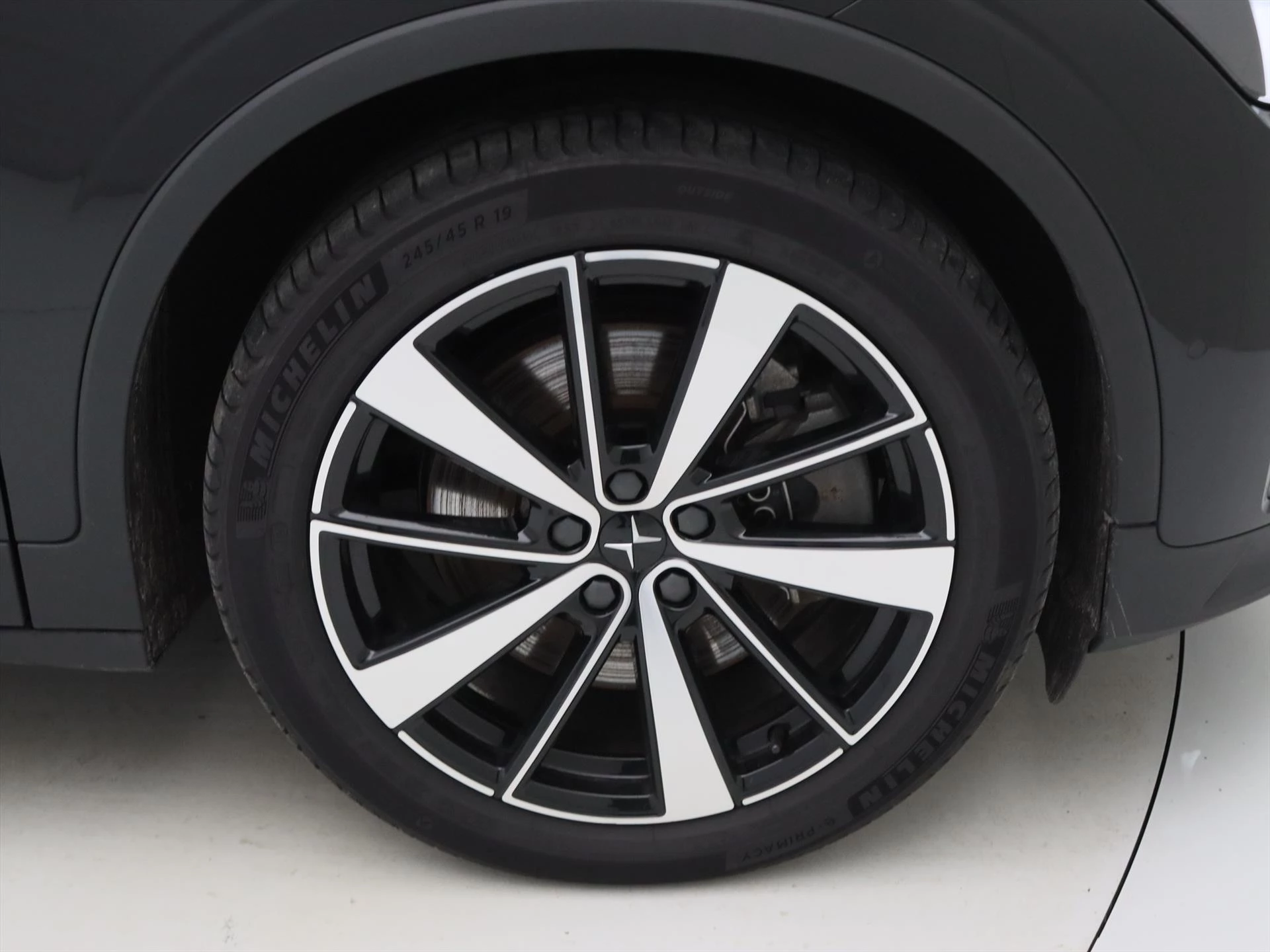 Hoofdafbeelding Polestar 2