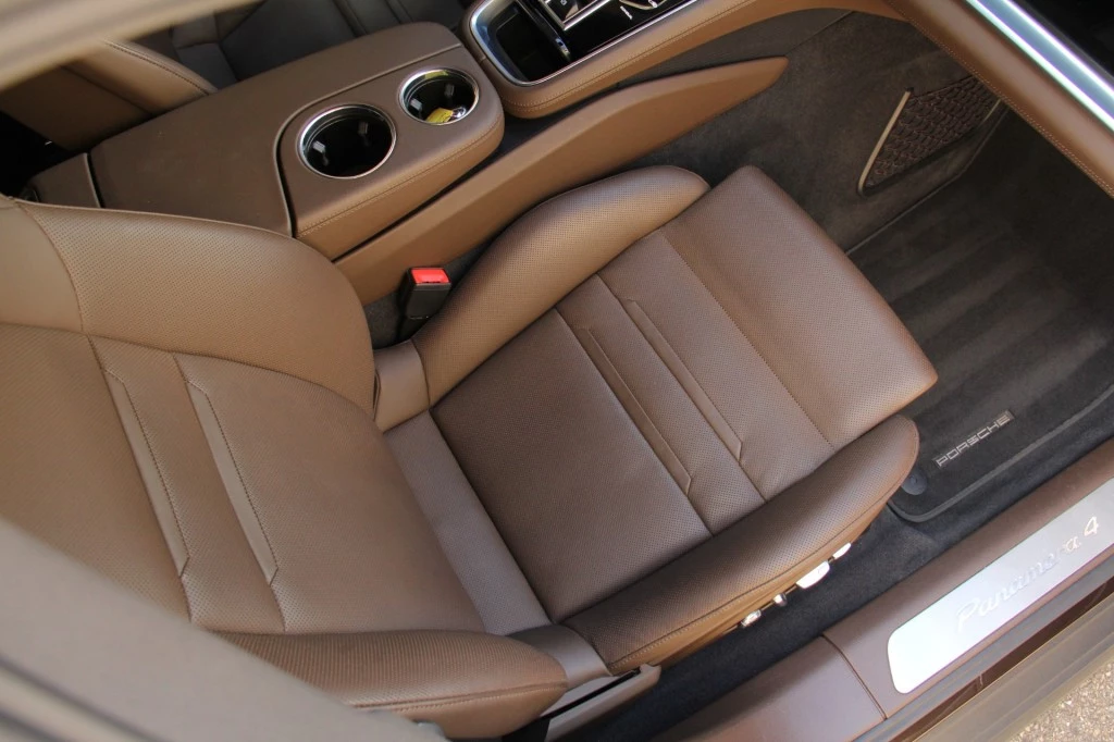 Hoofdafbeelding Porsche Panamera