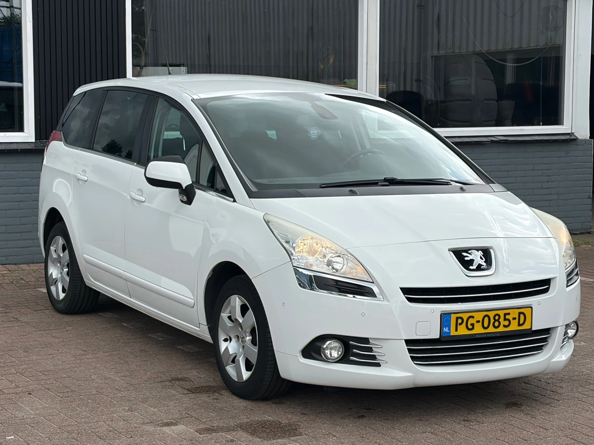 Hoofdafbeelding Peugeot 5008