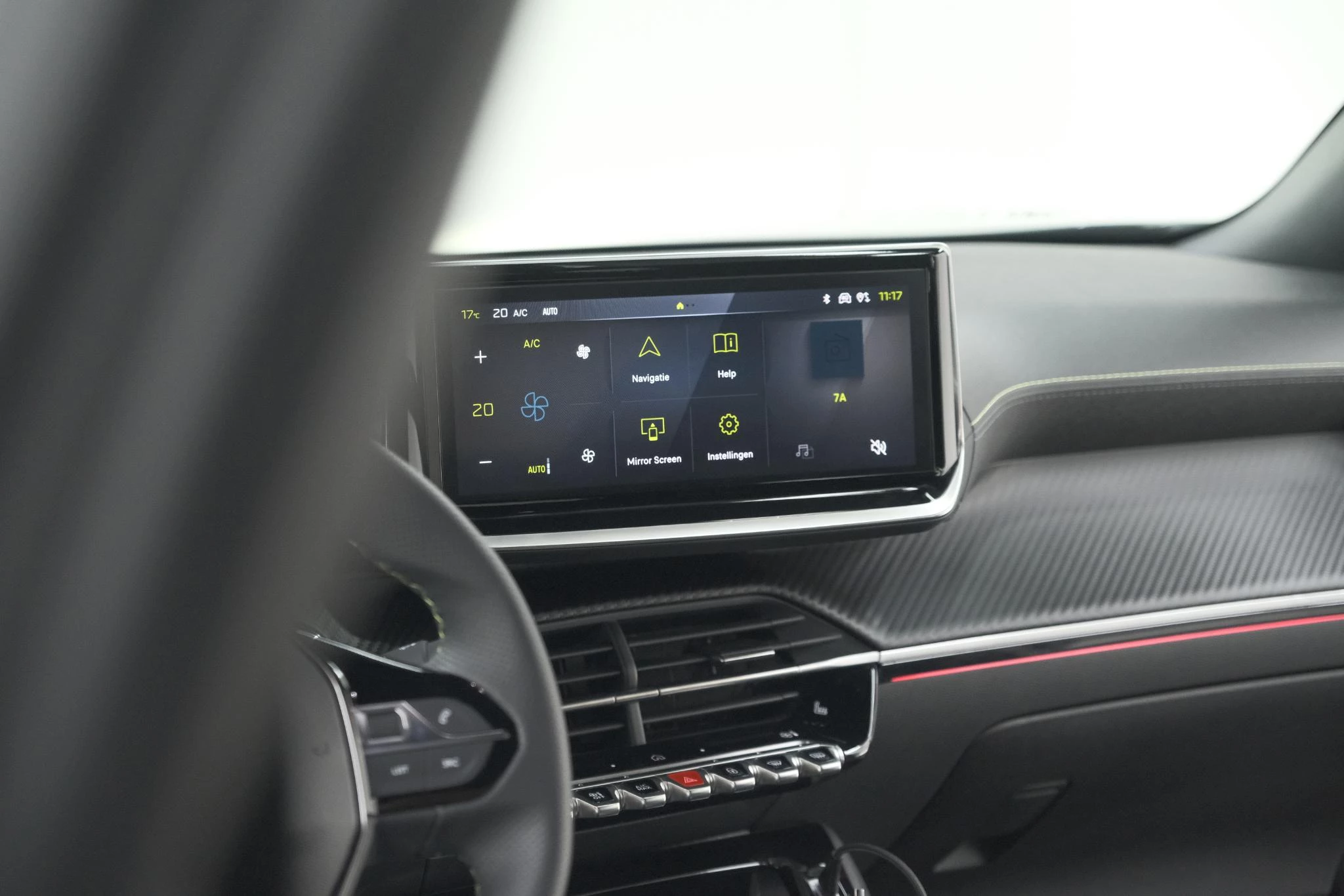 Hoofdafbeelding Peugeot e-2008