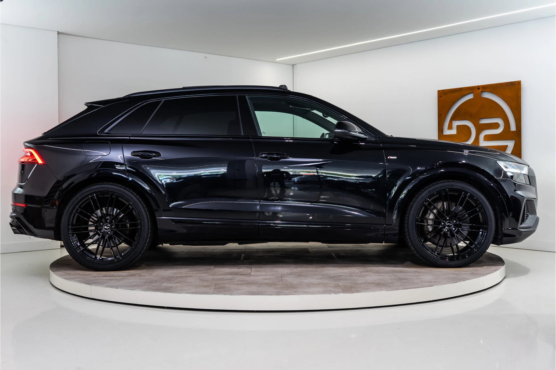 Hoofdafbeelding Audi Q8