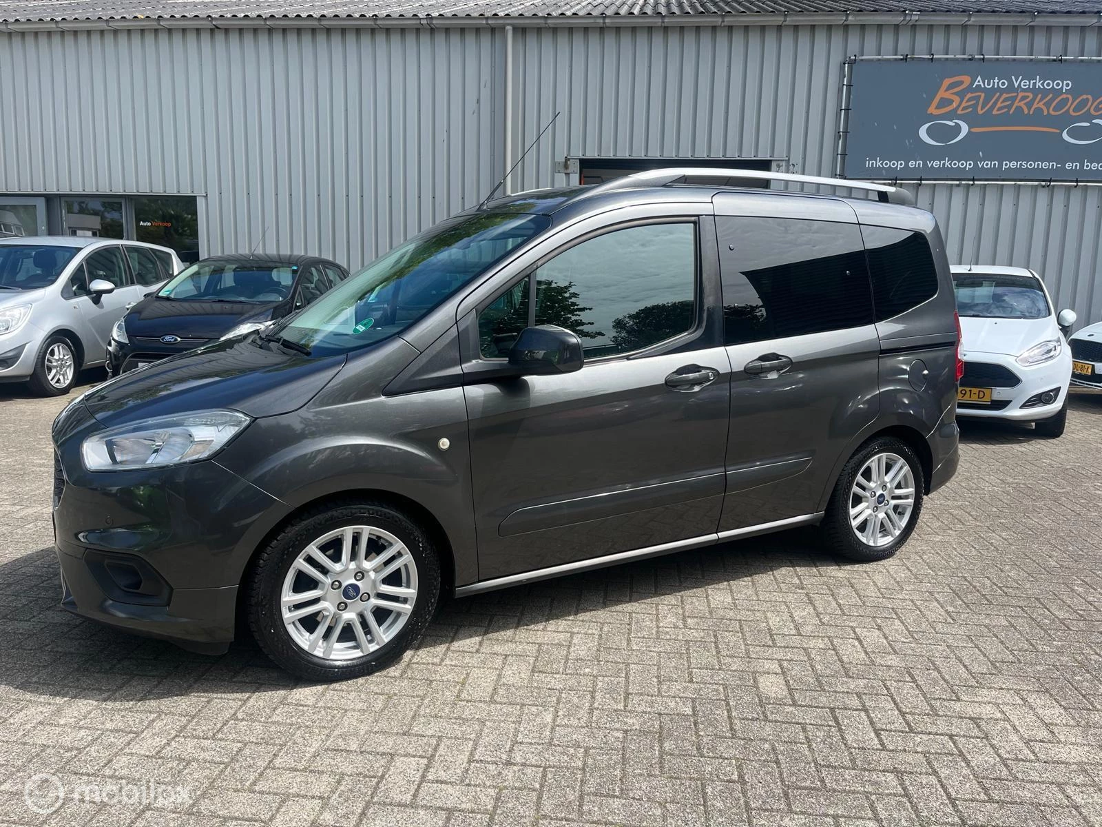 Hoofdafbeelding Ford Tourneo Courier