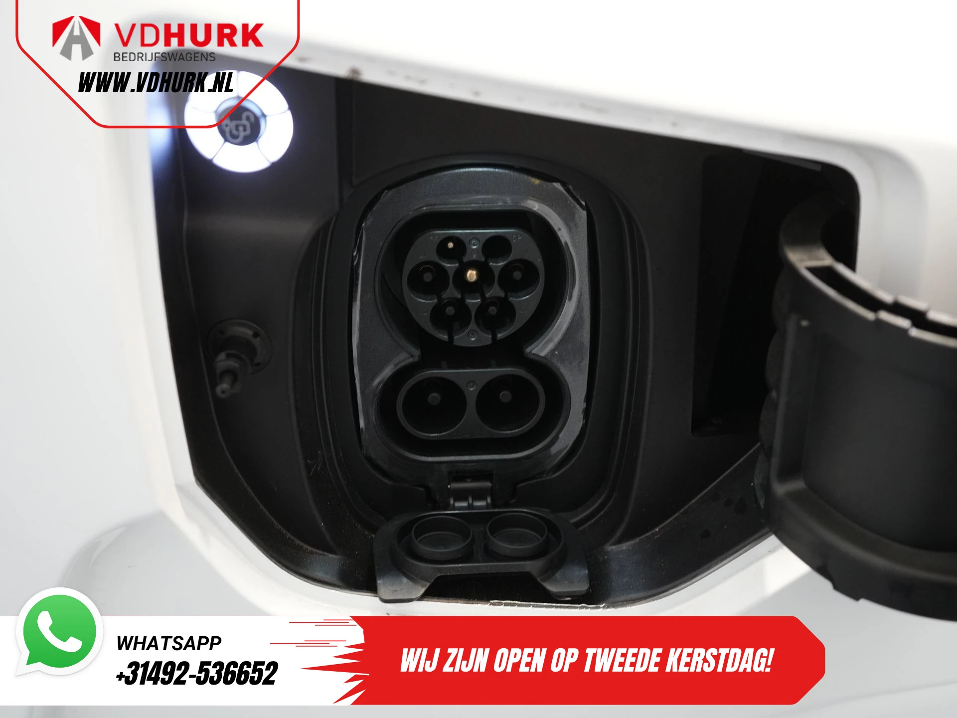 Hoofdafbeelding Ford E-Transit Custom