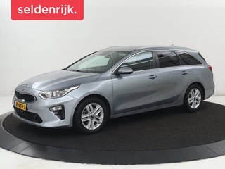 Kia Ceed 1.0 T-GDi DynamicPlusLine | Stoelverwarming |  Carplay | Camera | Navigatie | Stuurverwarming | Half leder | Cruise control | Keyless | DAB | Parkeerhulp | Climate control | Bluetooth