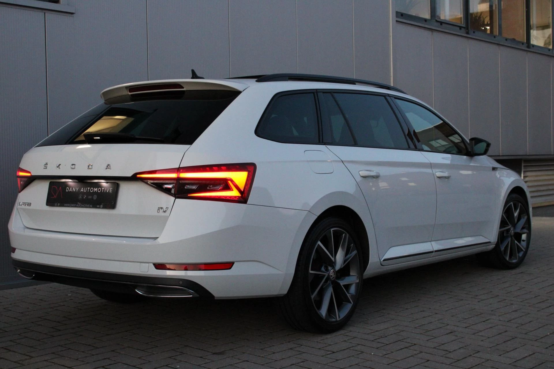 Hoofdafbeelding Škoda Superb