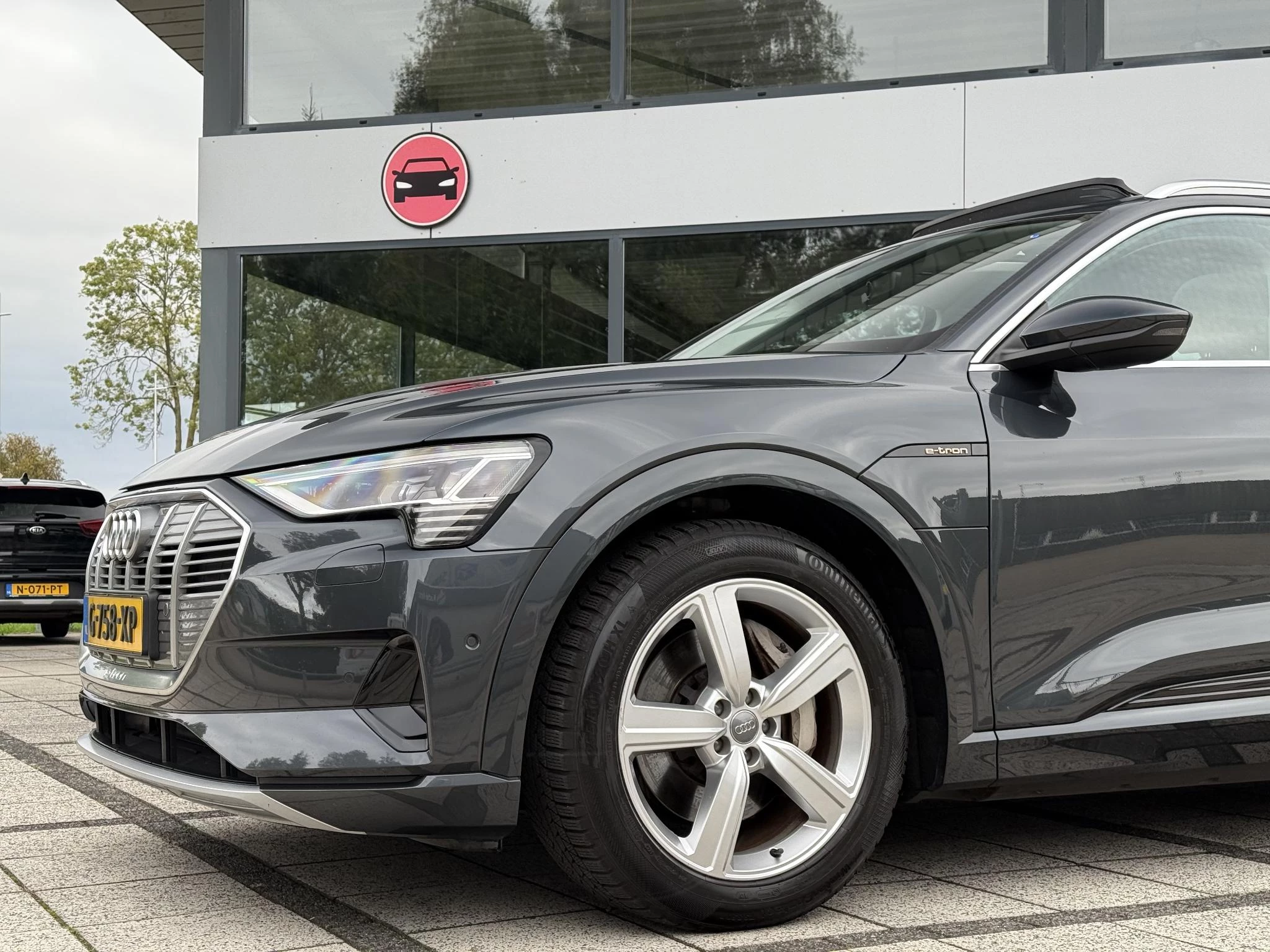 Hoofdafbeelding Audi e-tron