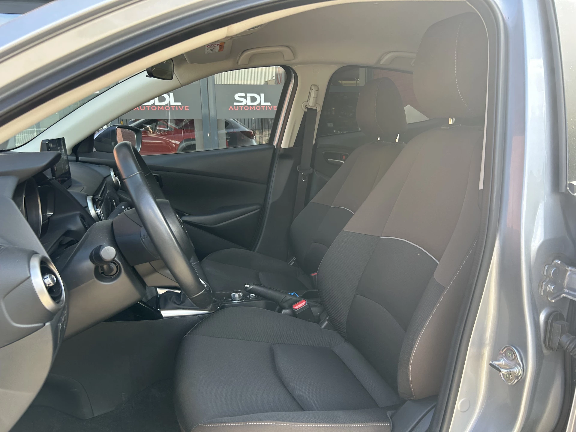 Hoofdafbeelding Mazda 2