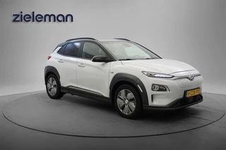 Hyundai Kona Electric Premium 64 kWh Fase 3 - Carplay, Camera, Leer, Stoelverw. SOH 97,1%