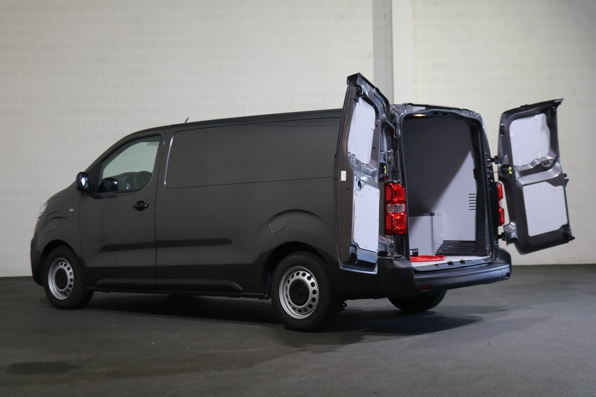 Hoofdafbeelding Opel Vivaro-e