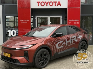 Hoofdafbeelding Toyota C-HR+ Toyota C-HR+ FIRST EDITION 77KWH WLTP-607KM EL-ACHTERKLEP PRIVACY-GLASS 18"LMV BLISS STOELVERW. P-SENSOREN WARMTEPOMP