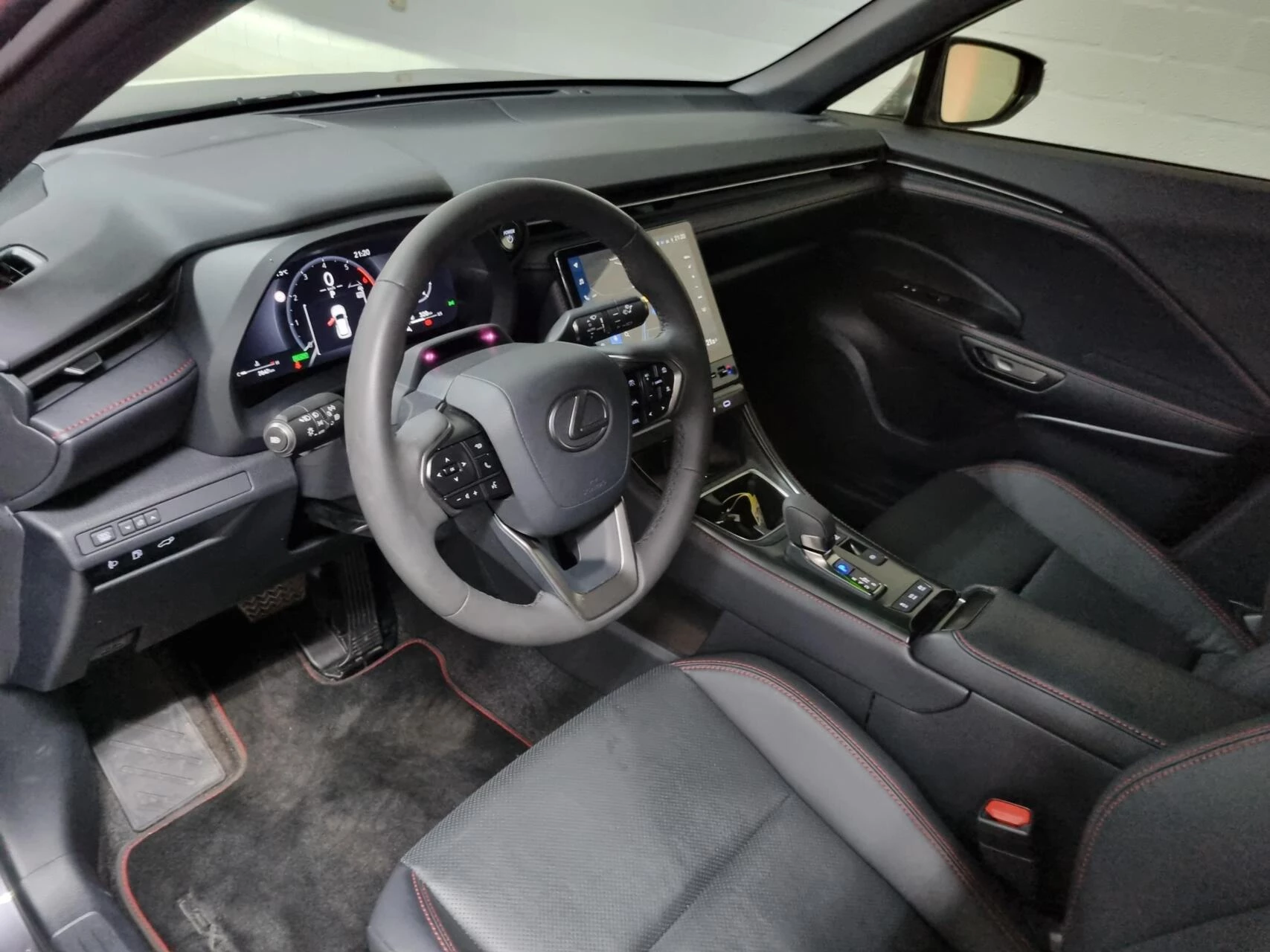 Hoofdafbeelding Lexus LBX