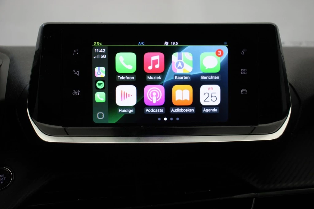 Hoofdafbeelding Peugeot e-208