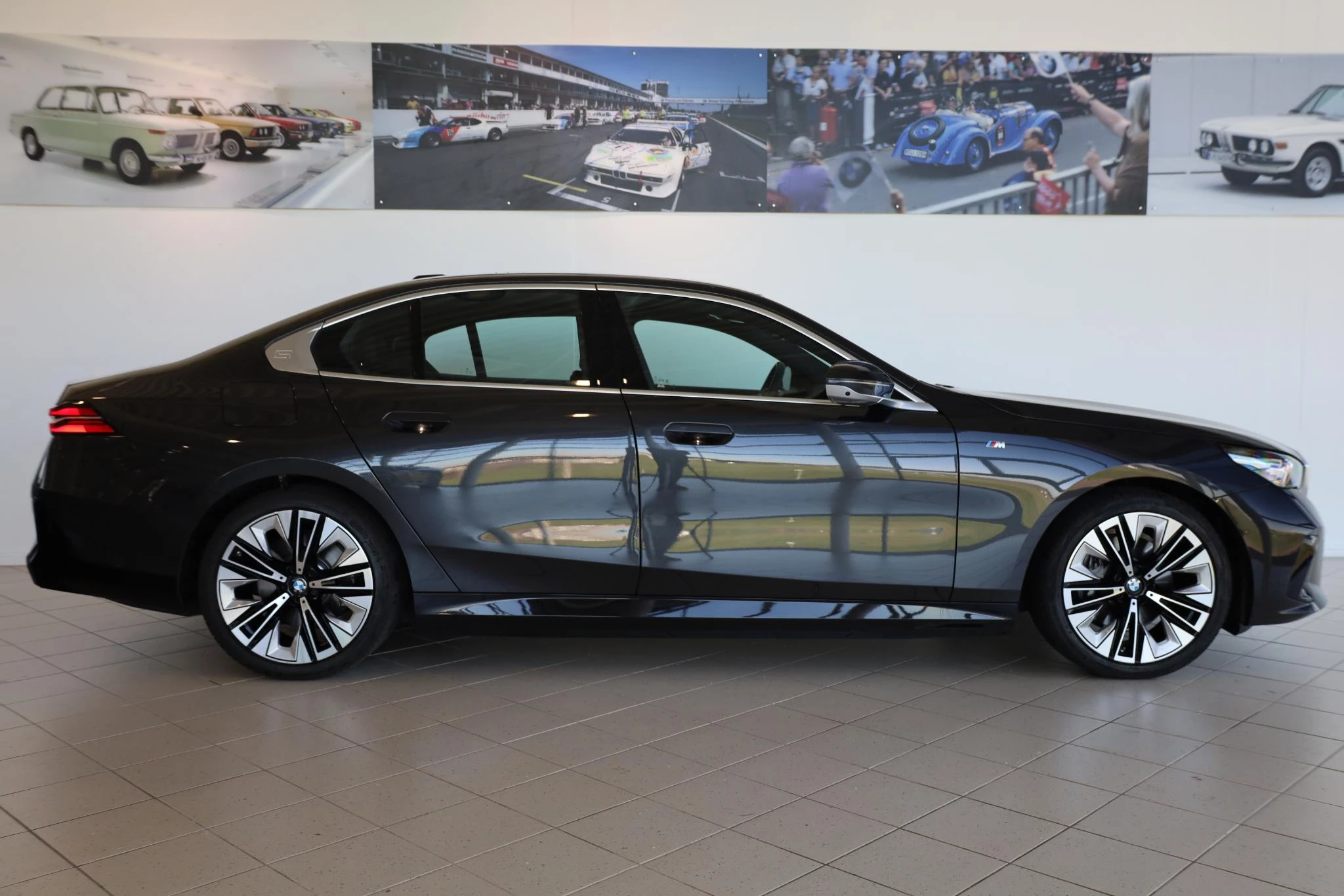 Hoofdafbeelding BMW i5