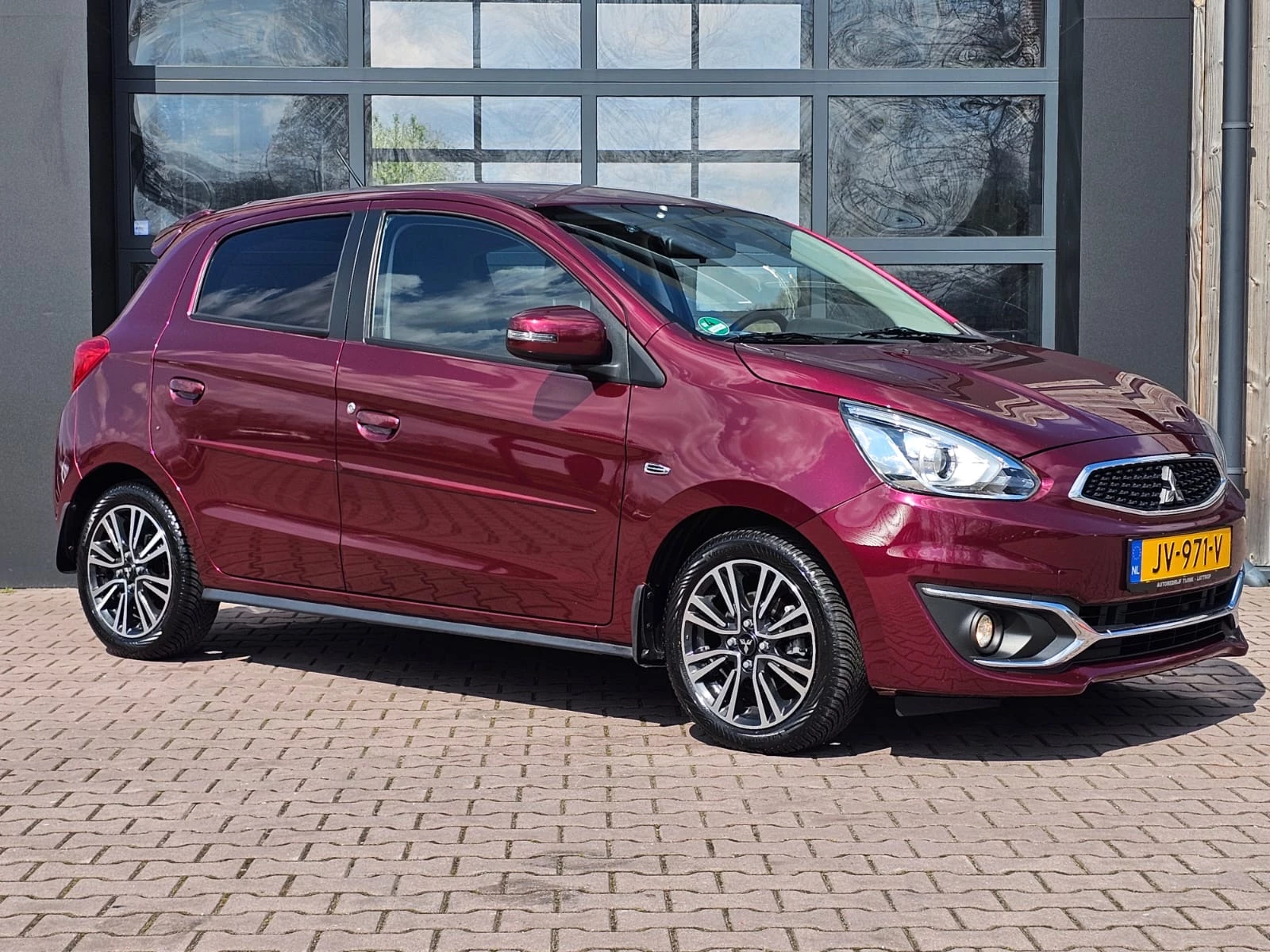 Hoofdafbeelding Mitsubishi Space Star