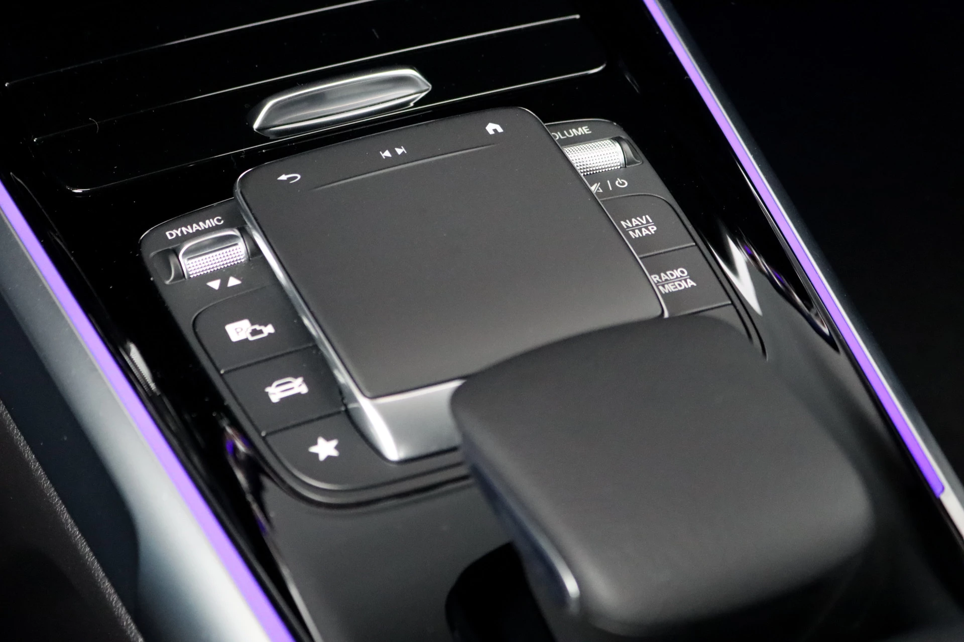 Hoofdafbeelding Mercedes-Benz EQB