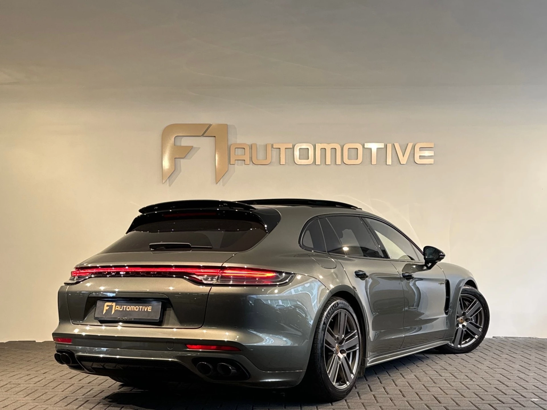 Hoofdafbeelding Porsche Panamera