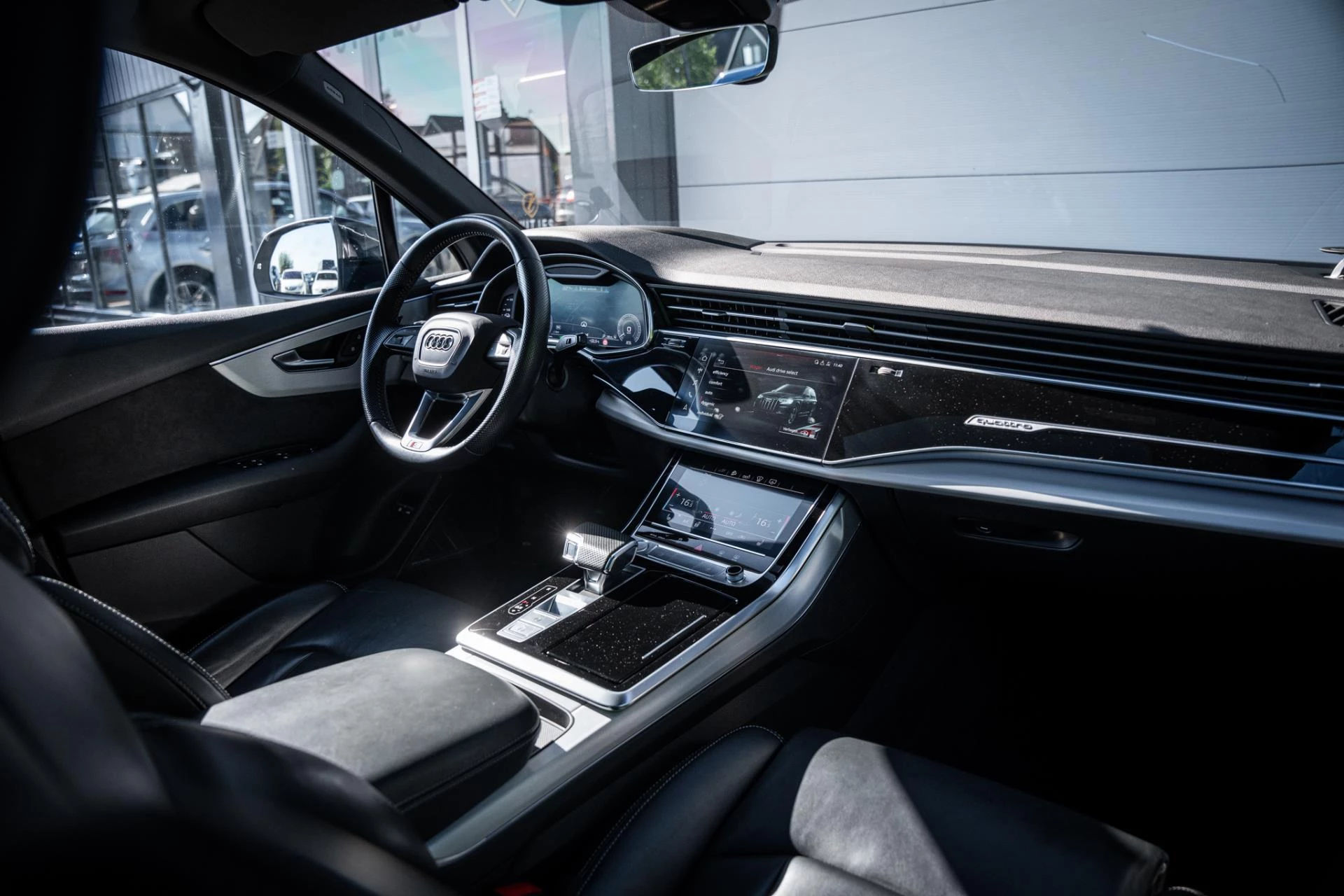Hoofdafbeelding Audi Q7