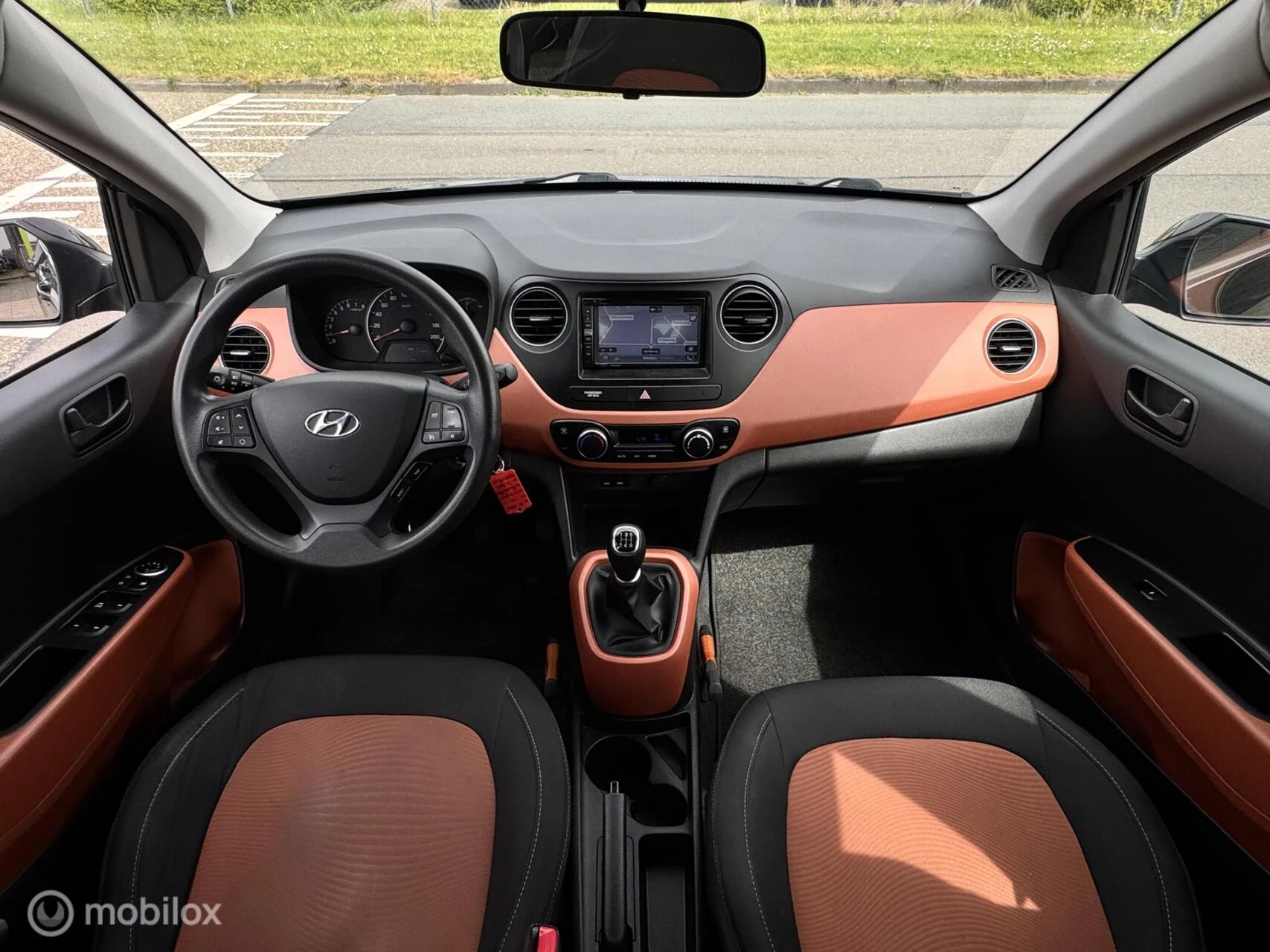 Hoofdafbeelding Hyundai i10