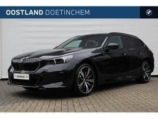BMW 5 Serie Touring 520i High Executive M Sport Automaat / Trekhaak / Bowers & Wilkins / Adaptief onderstel professional / Adaptieve LED / Comfort Access / Stuurverwarming / Parking Assistant Plus