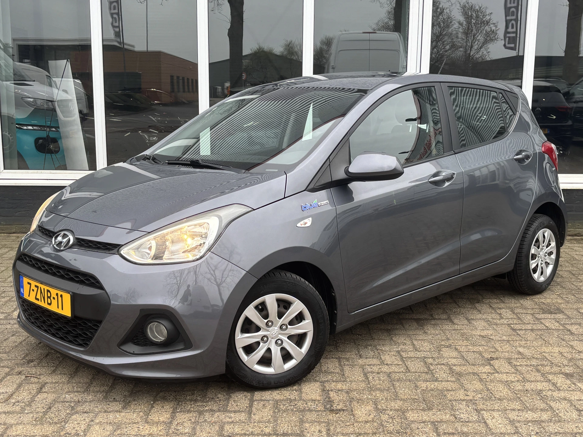 Hoofdafbeelding Hyundai i10