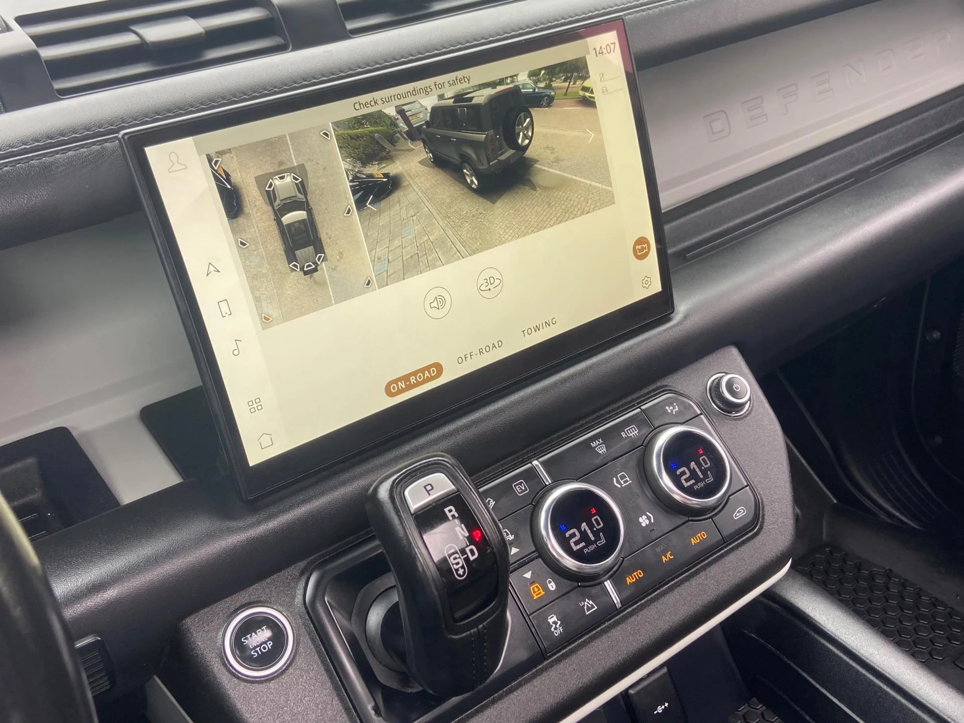 Hoofdafbeelding Land Rover Defender