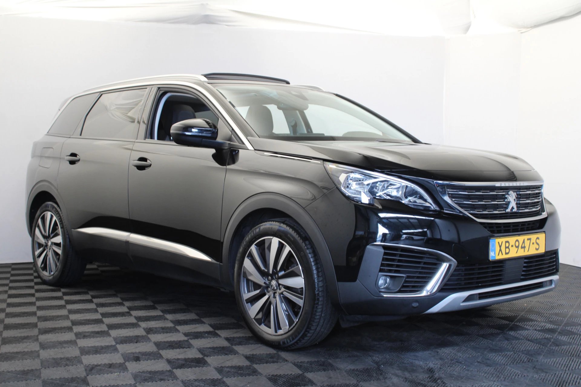 Hoofdafbeelding Peugeot 5008