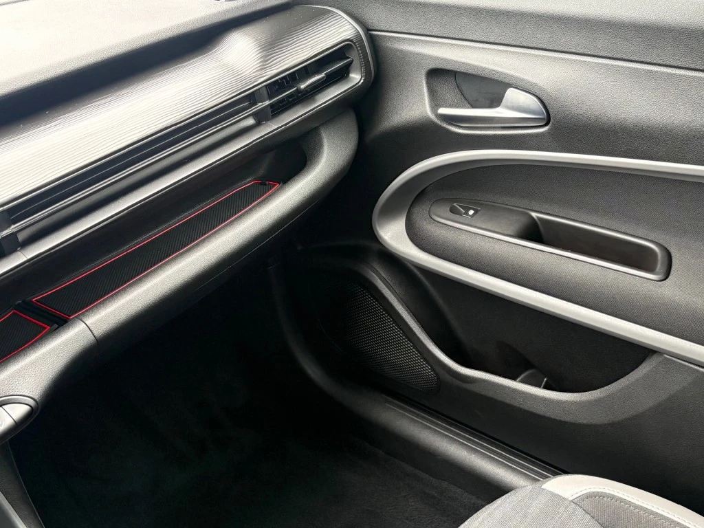 Hoofdafbeelding Jeep Avenger