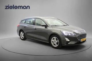 Ford Focus Wagon 1.0 EcoBoost Trend Edition Business - Carplay, Navi, Cruise, Trekhaak